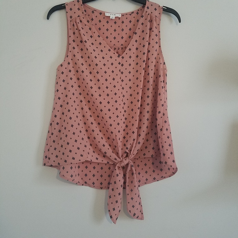 NEW E&M High Low Pink With Blue Pattern Blouse